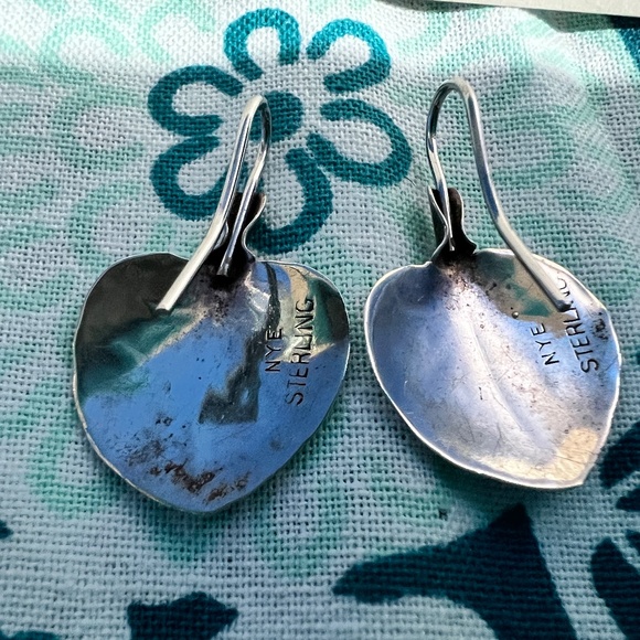 Stuart Nye Petite Pierced Galax Earrings (Leaf) - Picture 4 of 5